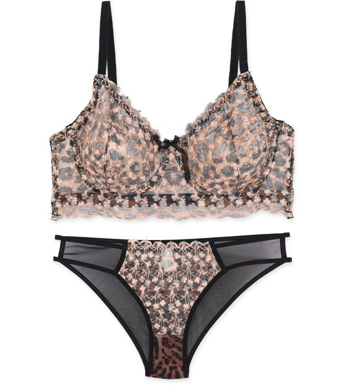 ست شورت و سوتین زنانه نیمه بلند توری فنردار TRT تیریتی کد 1046 طرح پلنگی