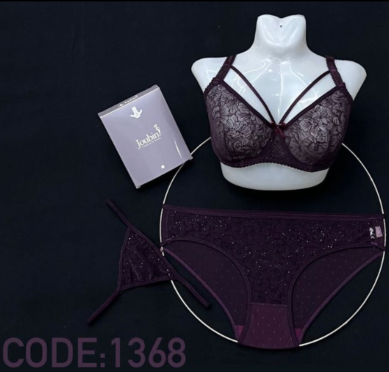 ست شورت و سوتین فنردار ژوبین کد 1368 طرح گل اکلیل دار رنگ بادمجانی