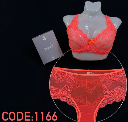 ست شورت و سوتین دانتل فنردار ژوبین کد 1166 رنگ نارنجی