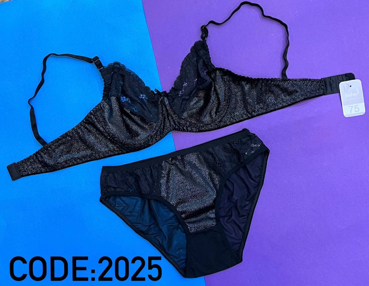 ست شورت و سوتین مخمل شاین فنردار ژوبین کد 2025 رنگ مشکی